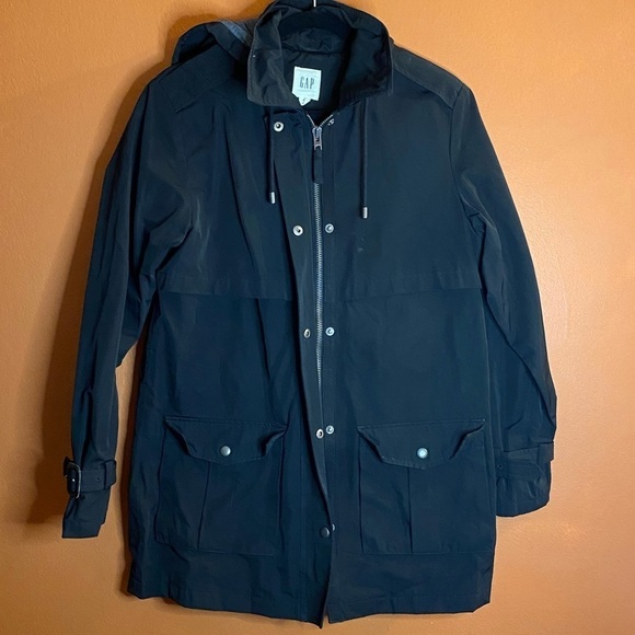 GAP Water Resistant Short Hooded Jacket - Picture 1 of 7